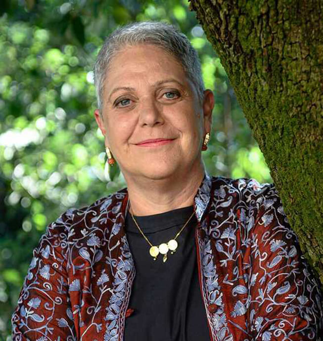 Paola-Caridi-low